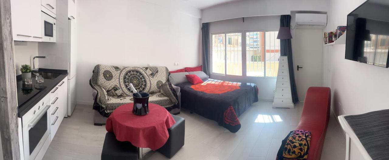 Estudio Romantico La Carihuela Торемолинос Екстериор снимка