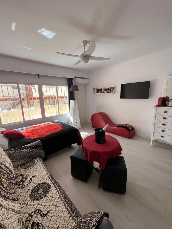 Estudio Romantico La Carihuela Торемолинос Екстериор снимка